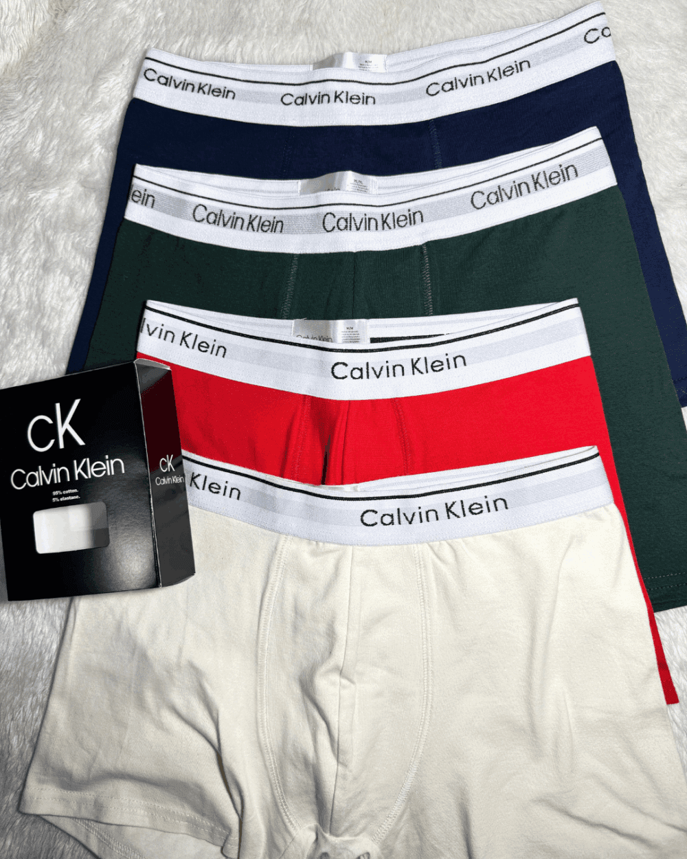 BOXER CALVIN KLEIN CLASICO (los elásticos pueden ser de diferentes colores)