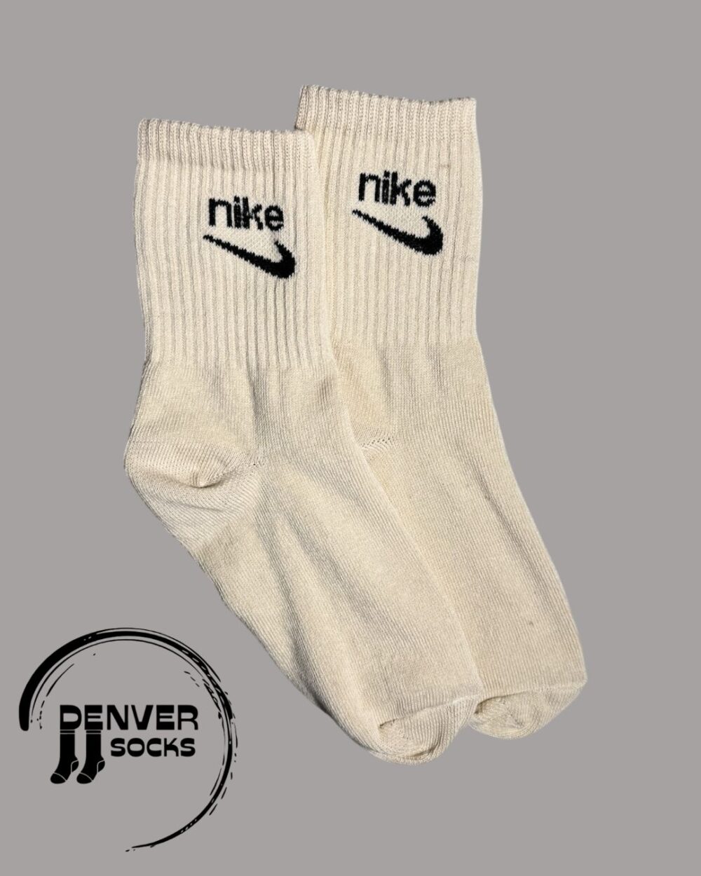 NIKE LETRA Y PIPA - BEIGE