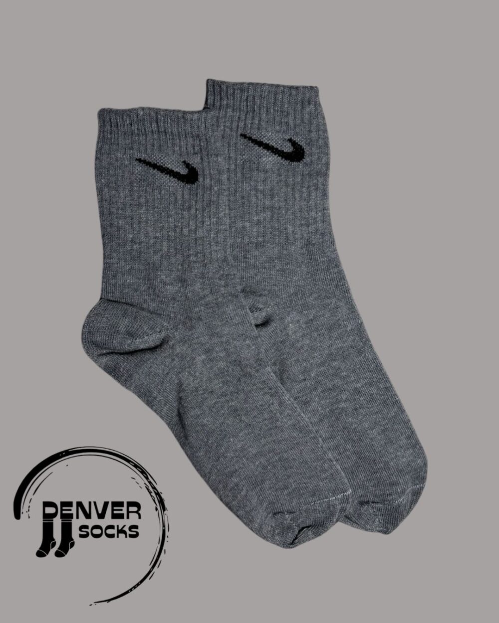 NIKE - GRIS TOPO