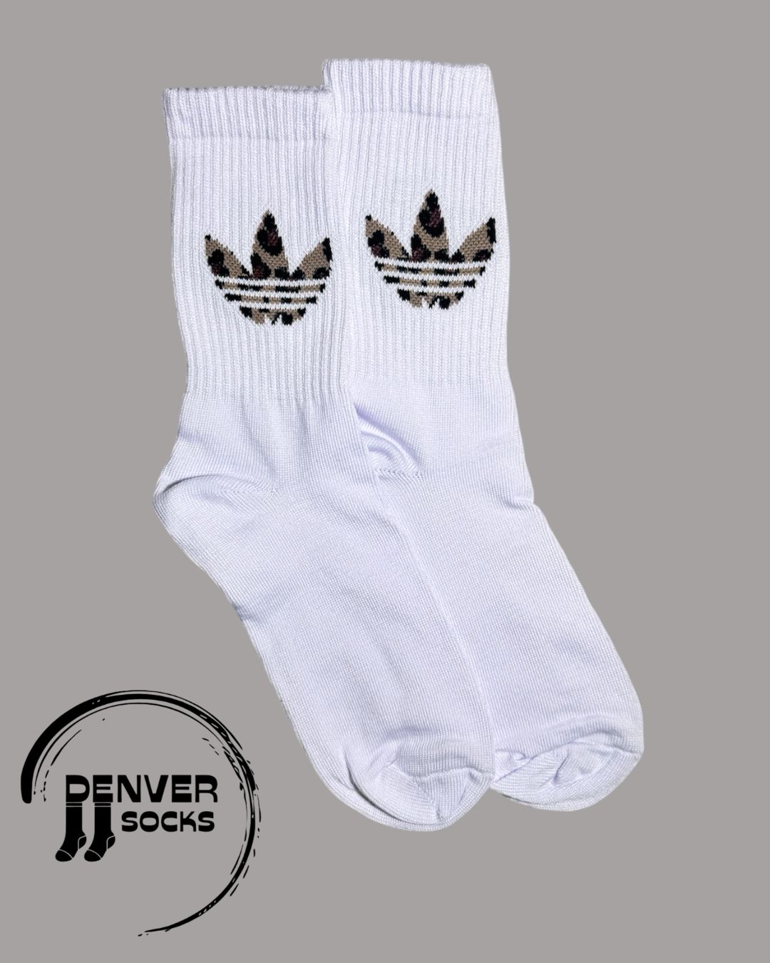 NEW ADIDAS HOJA ANIMAL PRINT - BLANCA