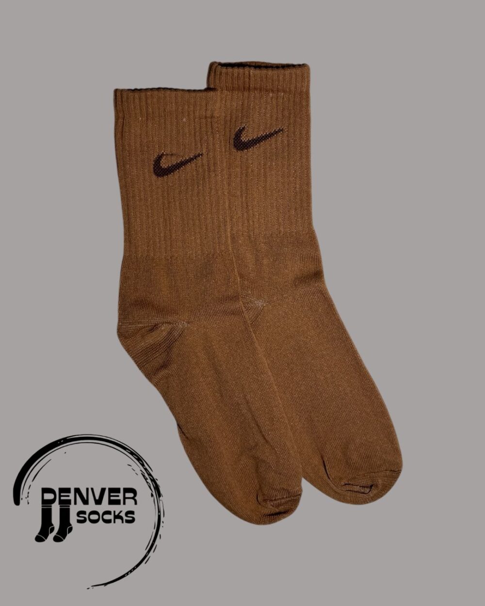 NEW NIKE - MARRON