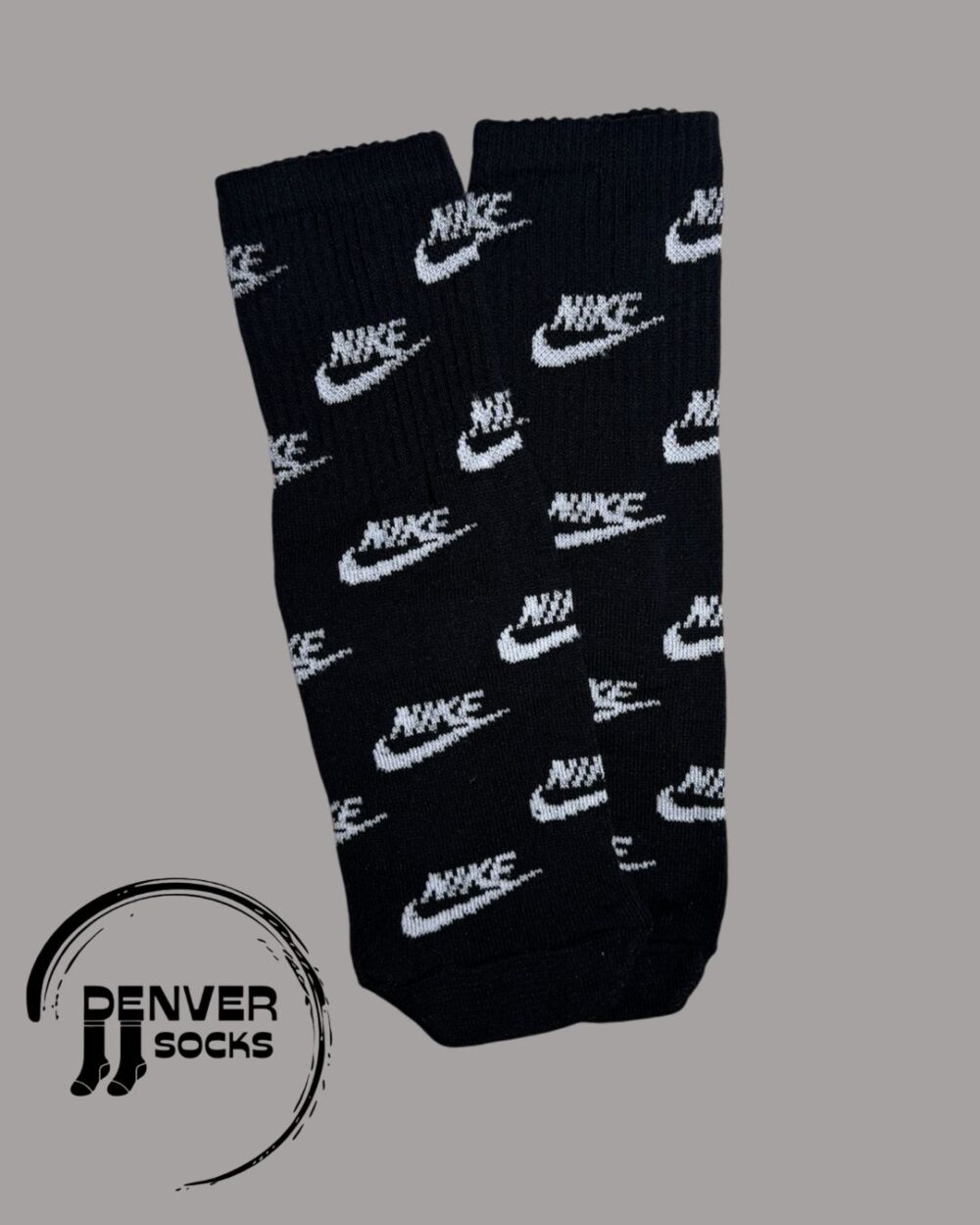 NIKE MULTI PIPA Y LETRA - NEGRA
