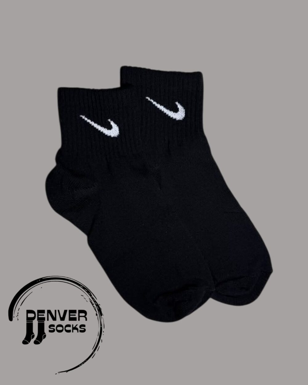 1/4 NIKE - NEGRA