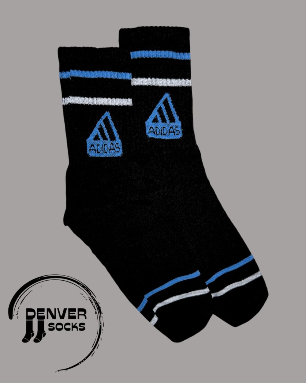 NEW ADIDAS LOGO Y LETRA LINEAS - NEGRA